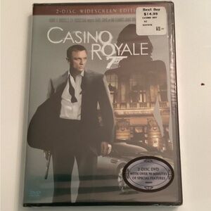 Casino Royale DVD 2-Disc Widescreen James Bond 007 Daniel Craig Action Movie